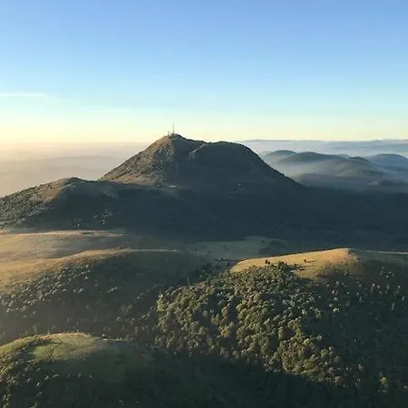 The Originals City, Des Volcans Hotel Champs (Auvergne)