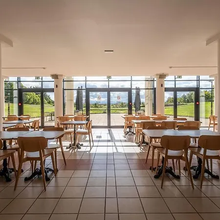 The Originals City, Des Volcans 酒店 Champs (Auvergne)