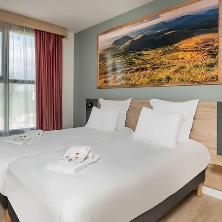 The Originals City, Des Volcans 3* Champs (Auvergne)